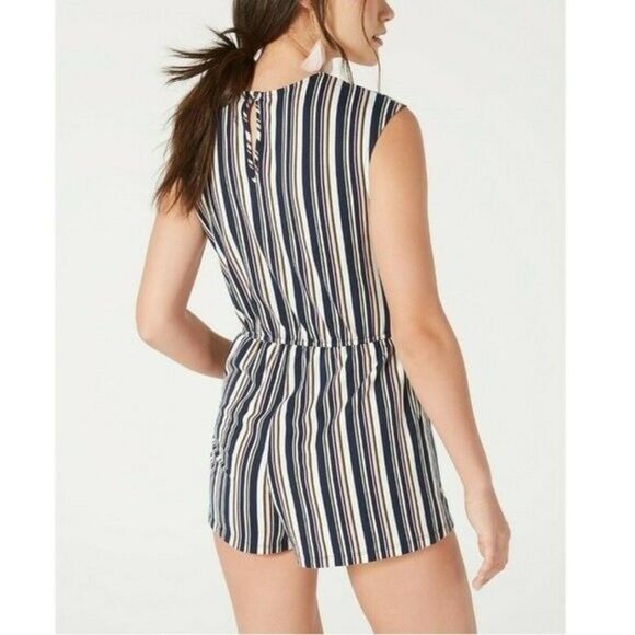 Fishbowl Junior S Green Sleeveless Romper NWTCH78 - Picture 2 of 3